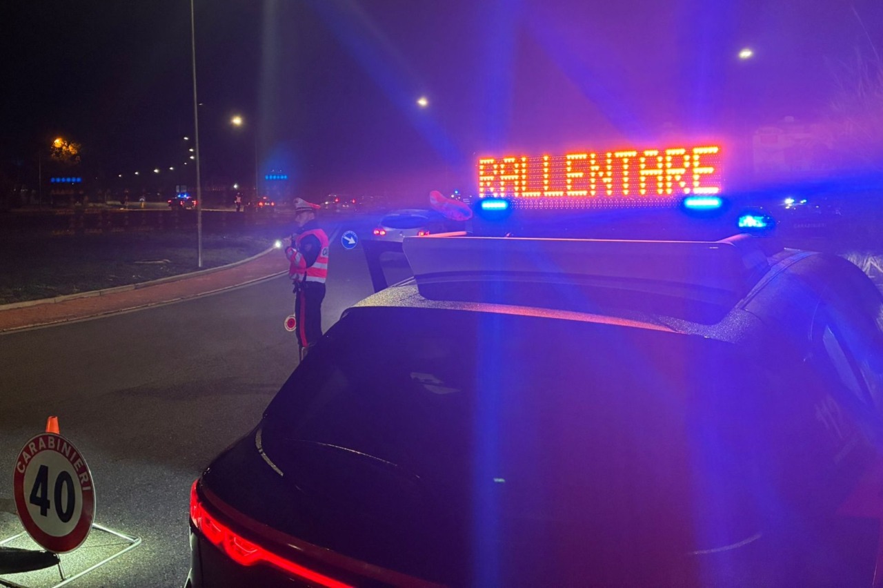 Stalking e tentata violenza: arrestato un 23enne
