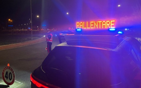 Stalking e tentata violenza: arrestato un 23enne
