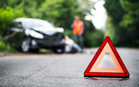 Incidente sulla Statale 38: quattro feriti e traffico bloccato